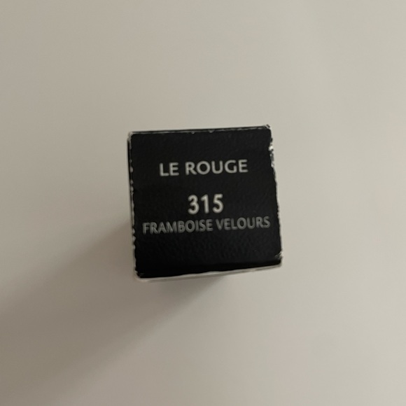 Givenchy lipstick - Picture 2 of 4